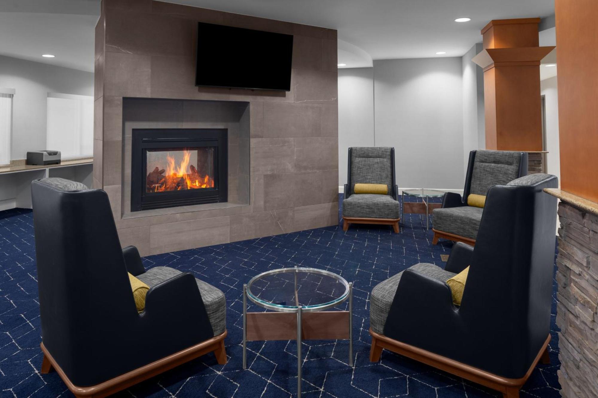 Courtyard By Marriott Phoenix West/Avondale Exterior photo